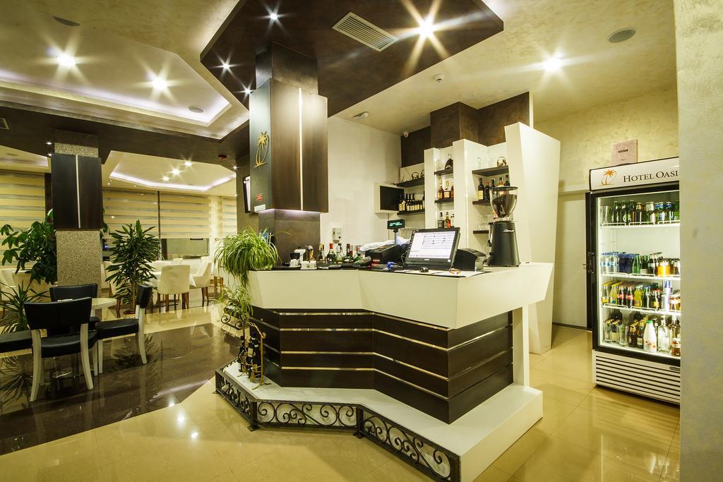 Hotel Oasis Podgorica Exterior foto